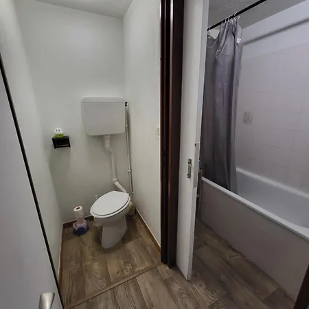 T2 Bis, 5p Secteur Richelieu Avec Terrasse, Piscine, Tennis, Parking Prive *